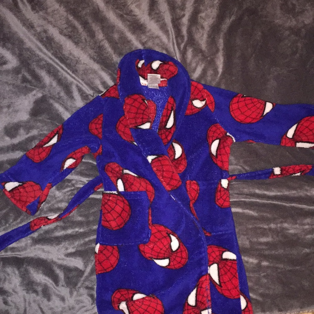 Child’s Character Robe - Picture 4 of 5